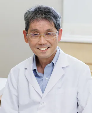 院長　越智 弘 氏