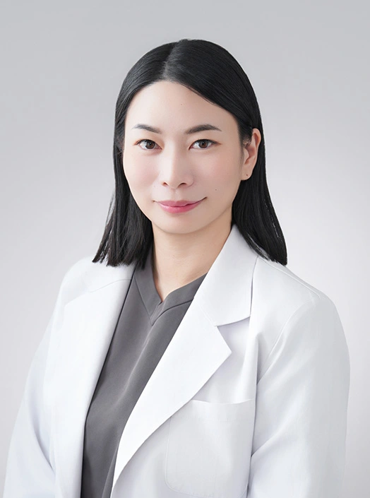 院長　大久保　知美 氏