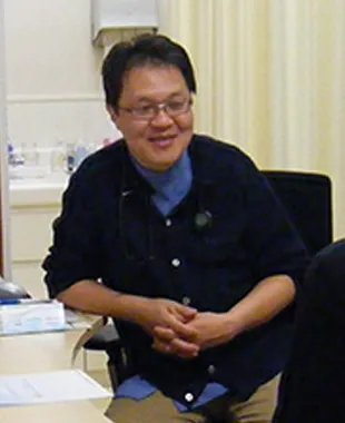 院長　豊川 毅 氏